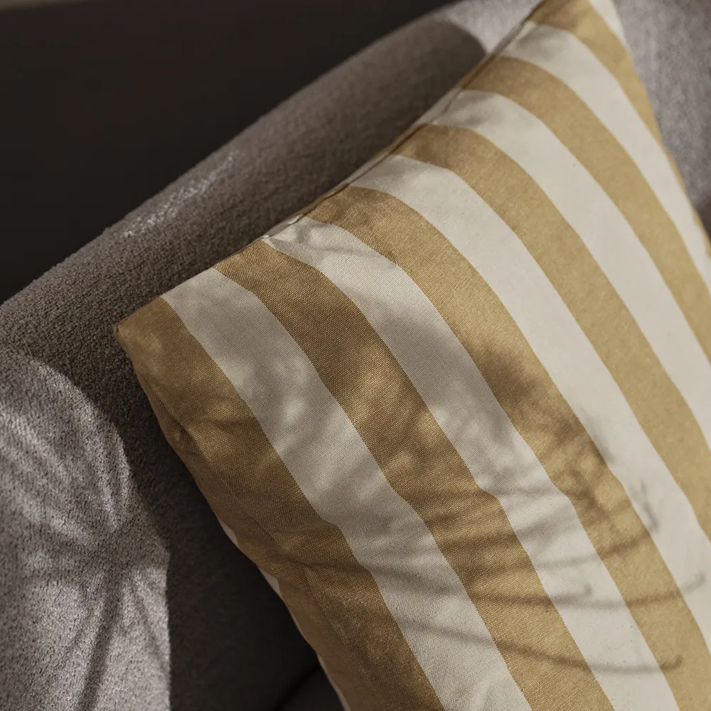 Strand Outdoor Cushion Warm Yellow/Parchment