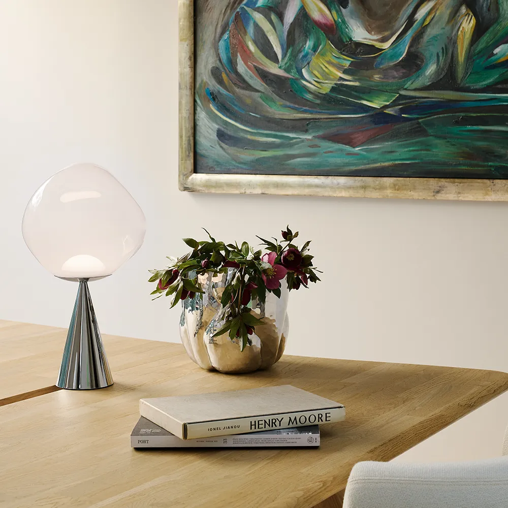 Melt Table lamp Opal/Silver LED