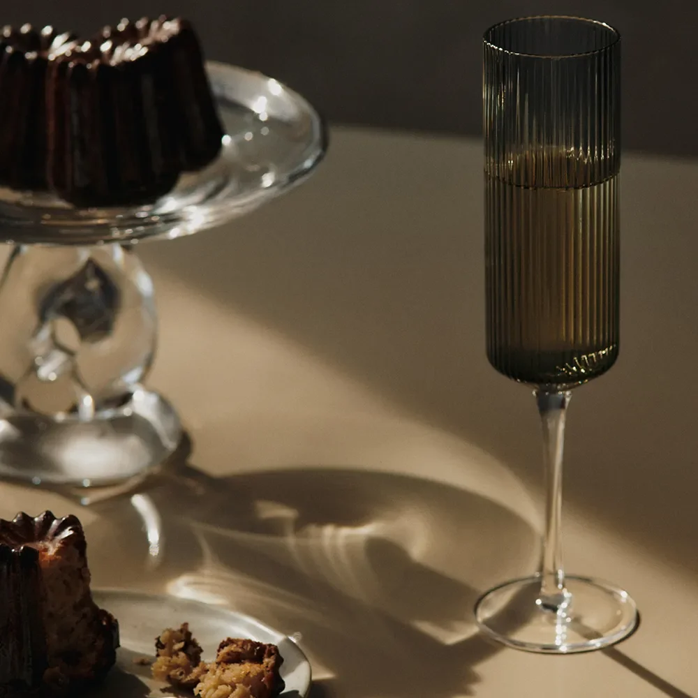 Champagne Glass 2-pack Ripple Smoked Grey