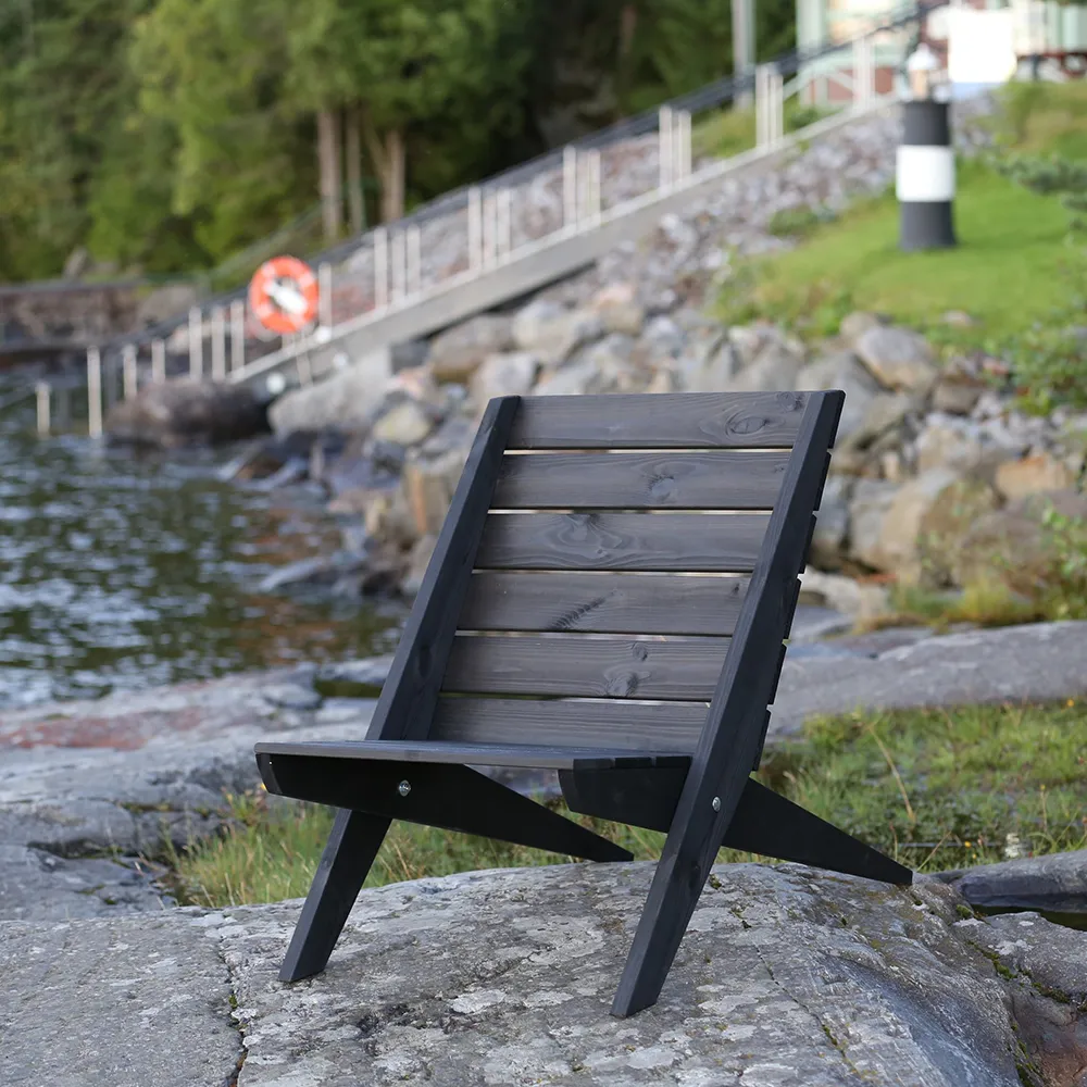Granny chair Pine black oiled