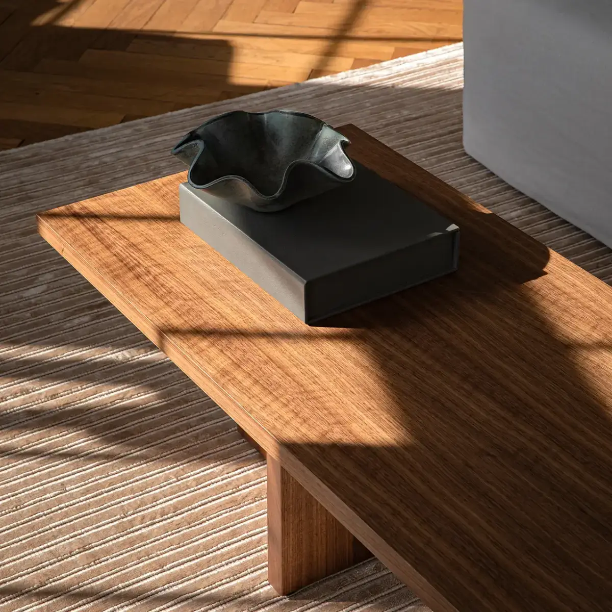 Androgyne Coffee Table Walnut