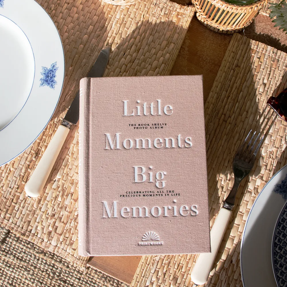 Bookshelf Album - Little Moments Big Memories